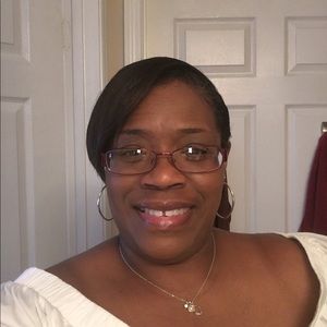 Meet your Posher, Ouida